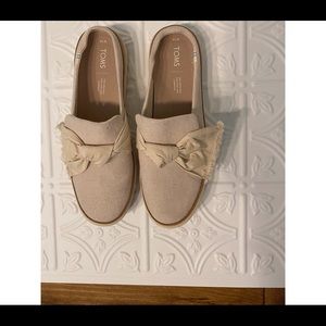 Toms Natural Heritage Canvas Mules